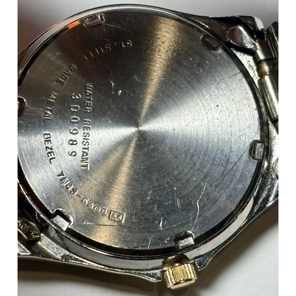 Vintage Seiko Two-Tone Day-Date Quartz Watch